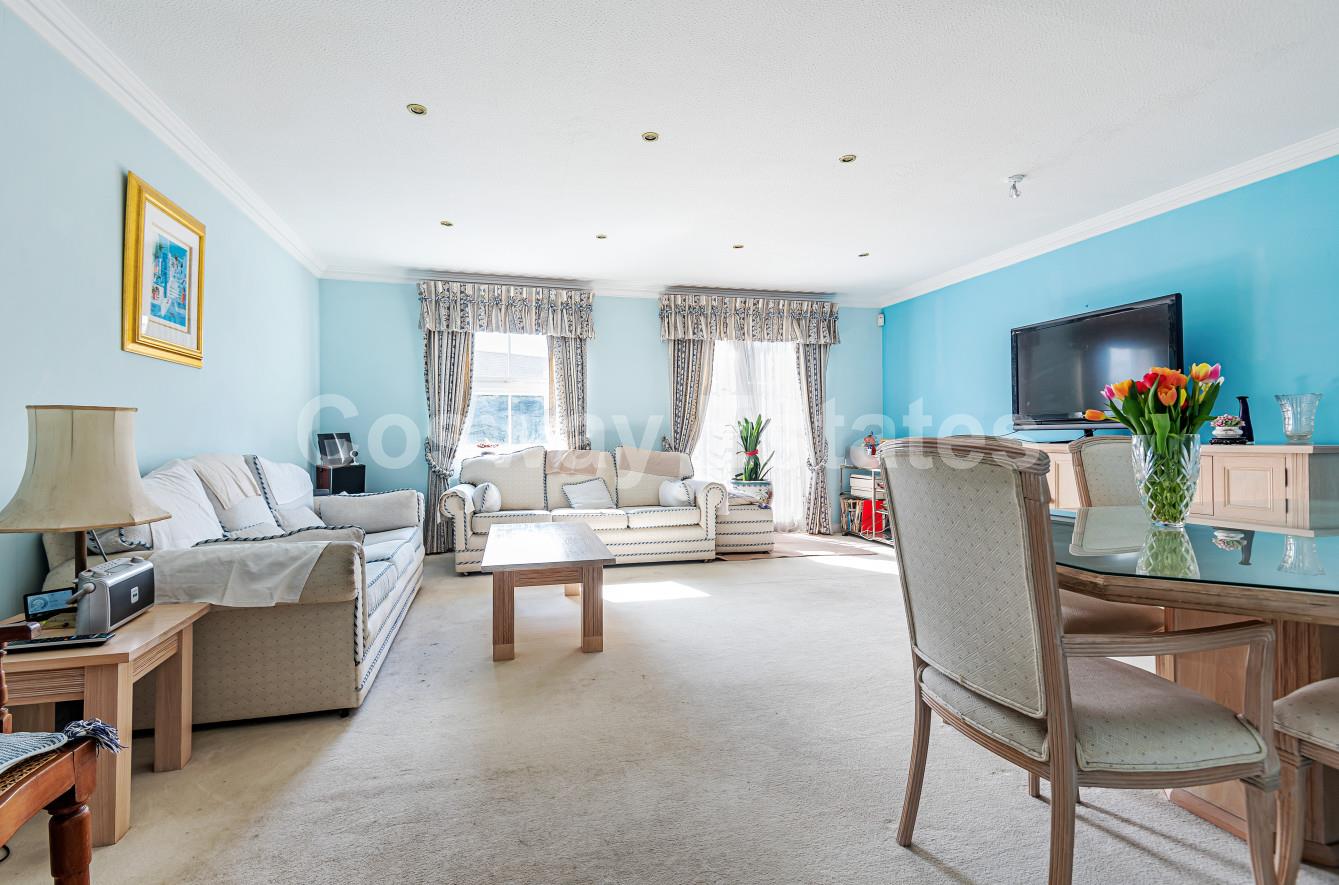 Newcombe Park, Mill Hill